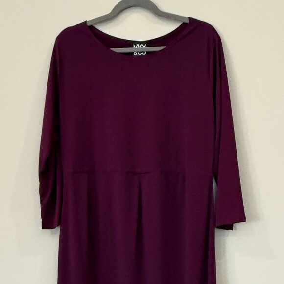 VKY & Co Sleek Plum Dress 3/4 Sleeve Round Neck 1X - Picture 2 of 5